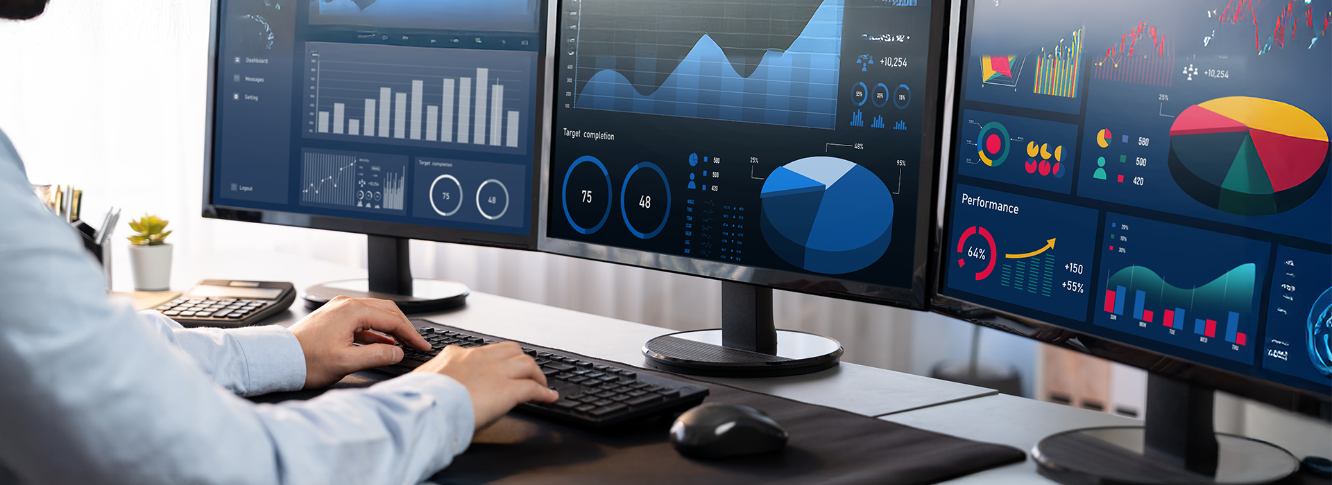 See More, Do More – Triple Display Support